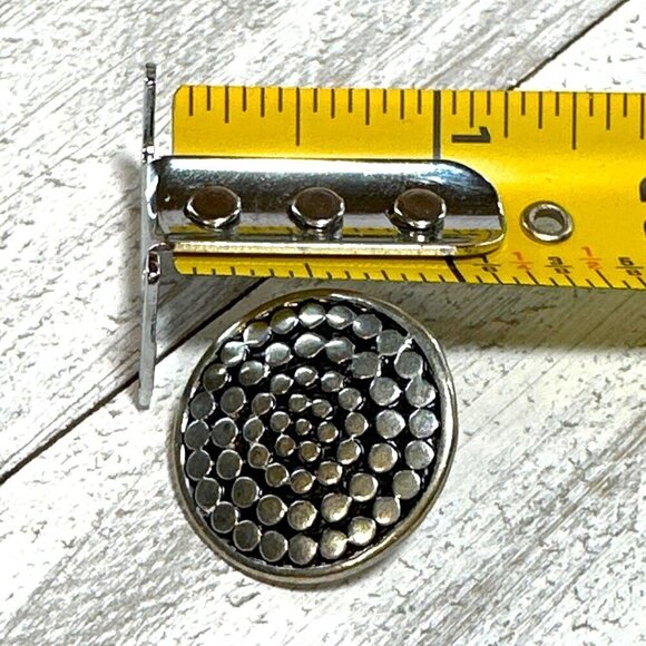 Vintage Silver Tone Clip On Earrings Swirl Design Round Spiral Textured Retro Je - Picture 3 of 3